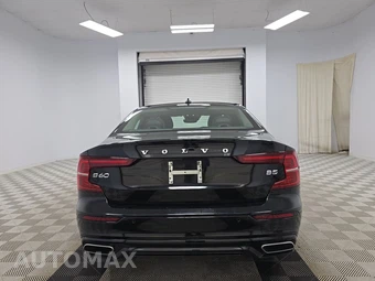 2022 Volvo S60 B5 Inscription - miniatura 5