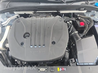 2022 Volvo S60 B5 Inscription - miniatura 15