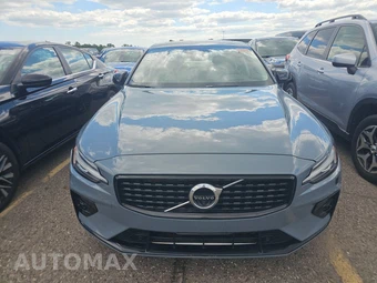 2022 Volvo S60 B5 Inscription - miniatura 2