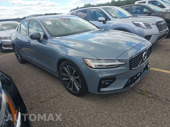 2022 Volvo S60 B5 Inscription - miniatura 3