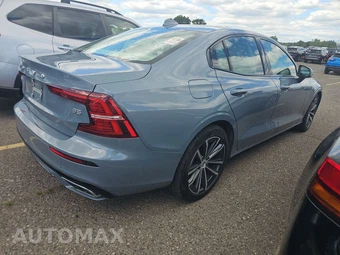 2022 Volvo S60 B5 Inscription - miniatura 4