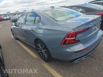 2022 Volvo S60 B5 Inscription - miniatura 6