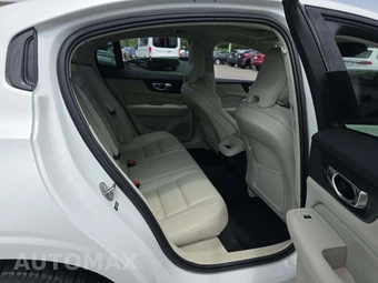 2022 Volvo S60 B5 Inscription – miniatura 16