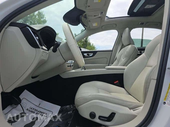2022 Volvo S60 B5 Inscription – miniatura 6