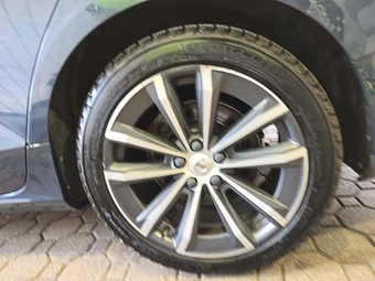 2022 Volvo S60 B5 Momentum - miniatura 23