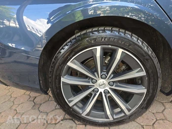 2022 Volvo S60 B5 Momentum - miniatura 24