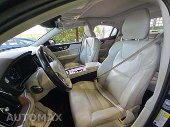 2022 Volvo S60 B5 Momentum - miniatura 6