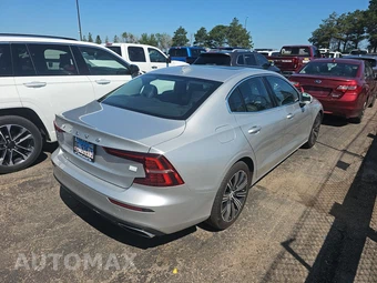 2022 Volvo S60 Recharge Plug-In Hybrid T8 Inscription - miniatura 4