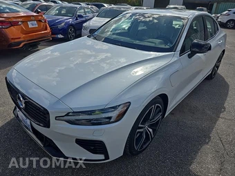 2022 Volvo S60 Recharge Plug-In Hybrid T8 R-Design Expression