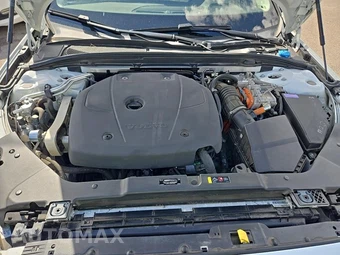 2022 Volvo S60 Recharge Plug-In Hybrid T8 R-Design Expression - miniatura 18