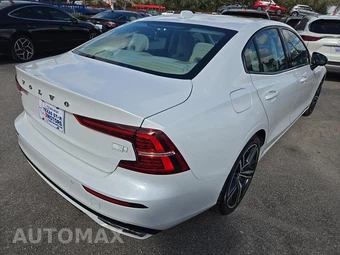 2022 Volvo S60 Recharge Plug-In Hybrid T8 R-Design Expression - miniatura 4