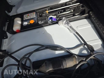 2022 Volvo S60 Recharge Plug-In Hybrid T8 R-Design Expression - miniatura 7