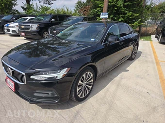 2022 Volvo S90 B6 Momentum