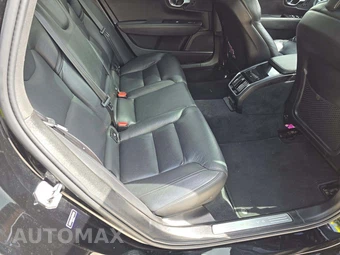 2022 Volvo S90 B6 Momentum – miniatura 16