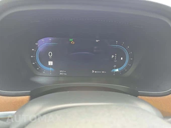 2022 Volvo S90 B6 Momentum – miniatura 9