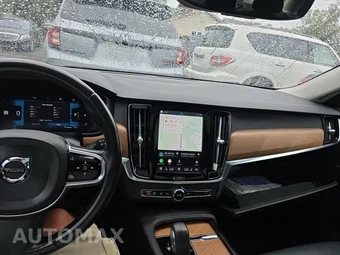 2022 Volvo S90 B6 Momentum - miniatura 14