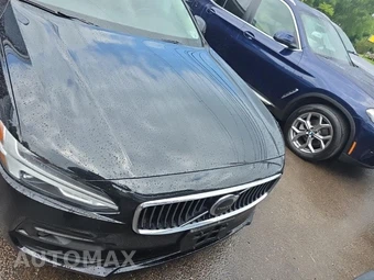 2022 Volvo S90 B6 Momentum - miniatura 2