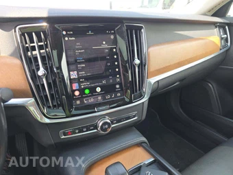 2022 Volvo S90 B6 Momentum - miniatura 10