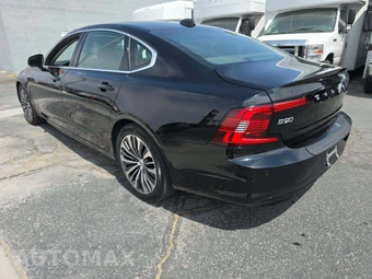 2022 Volvo S90 B6 Momentum - miniatura 2