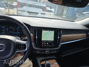 2022 Volvo S90 B6 Momentum - miniatura 14