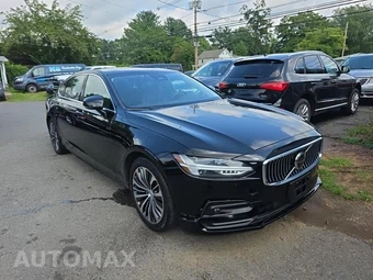 2022 Volvo S90 B6 Momentum - miniatura 3