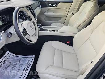 2022 Volvo V60 Cross Country T5 - miniatura 12