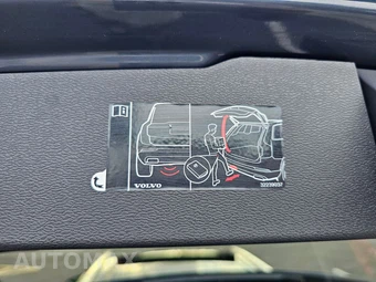 2022 Volvo V60 Cross Country T5 - miniatura 16
