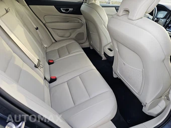 2022 Volvo V60 Cross Country T5 - miniatura 21