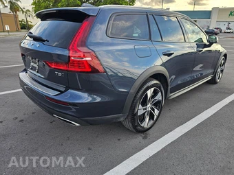 2022 Volvo V60 Cross Country T5 - miniatura 5