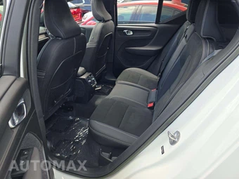 2022 Volvo XC40 Recharge Pure Electric P8 Plus - miniatura 12