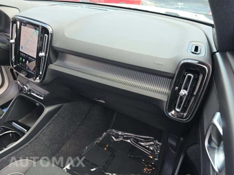 2022 Volvo XC40 Recharge Pure Electric P8 Plus - miniatura 19