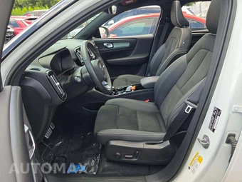 2022 Volvo XC40 Recharge Pure Electric P8 Plus - miniatura 6