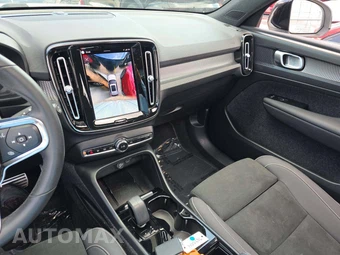 2022 Volvo XC40 Recharge Pure Electric P8 Plus - miniatura 9