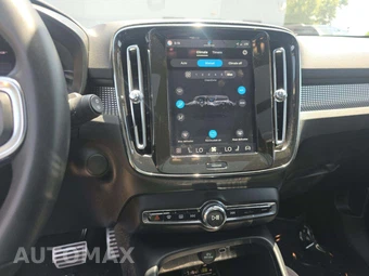 2022 Volvo XC40 Recharge Pure Electric P8 Ultimate - miniatura 10