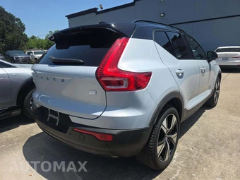 2022 Volvo XC40 Recharge Pure Electric P8 Ultimate - miniatura 3