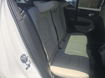 2022 Volvo XC40 T5 Inscription - miniatura 13