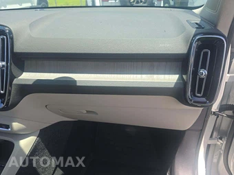 2022 Volvo XC40 T5 Inscription - miniatura 16