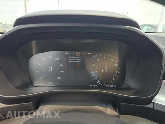 2022 Volvo XC40 T5 Momentum - miniatura 9