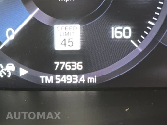2022 Volvo XC40 T5 Momentum - miniatura 12