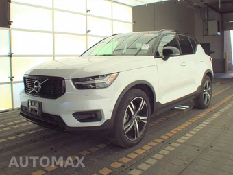 2022 Volvo XC40 T5 R-Design