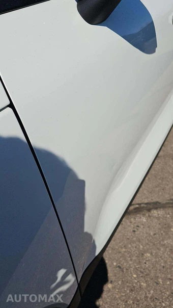 2022 Volvo XC40 T5 R-Design - miniatura 20