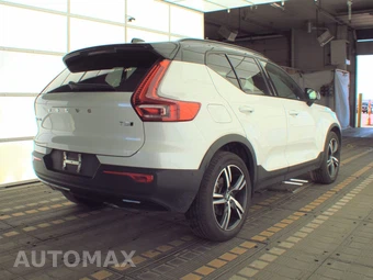 2022 Volvo XC40 T5 R-Design - miniatura 4
