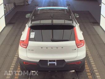 2022 Volvo XC40 T5 R-Design - miniatura 5