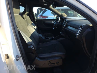 2022 Volvo XC40 T5 R-Design - miniatura 8