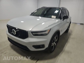 2022 Volvo XC40 T5 R-Design
