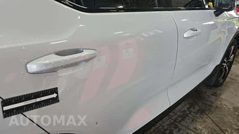 2022 Volvo XC40 T5 R-Design – miniatura 30