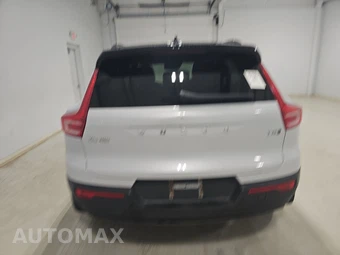 2022 Volvo XC40 T5 R-Design – miniatura 5