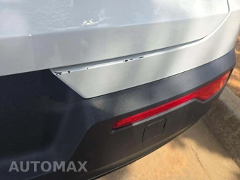 2022 Volvo XC40 T5 R-Design – miniatura 23
