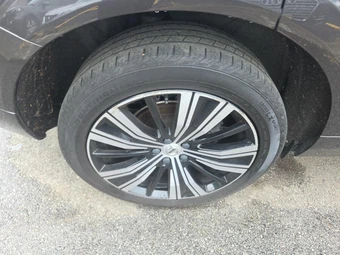 2022 Volvo XC60 B5 Inscription - miniatura 10