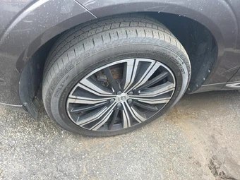 2022 Volvo XC60 B5 Inscription - miniatura 8